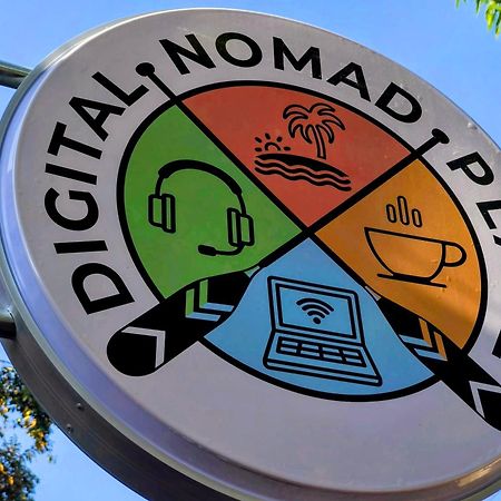 Digital Nomad Place - City Center コロン エクステリア 写真